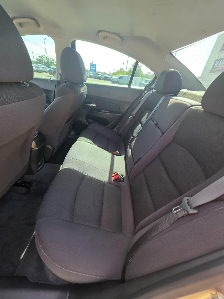 2014 Chevrolet Cruze - $7,995