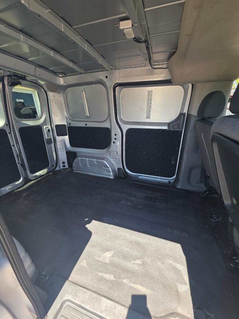 2015 Chevrolet Express - $9,995