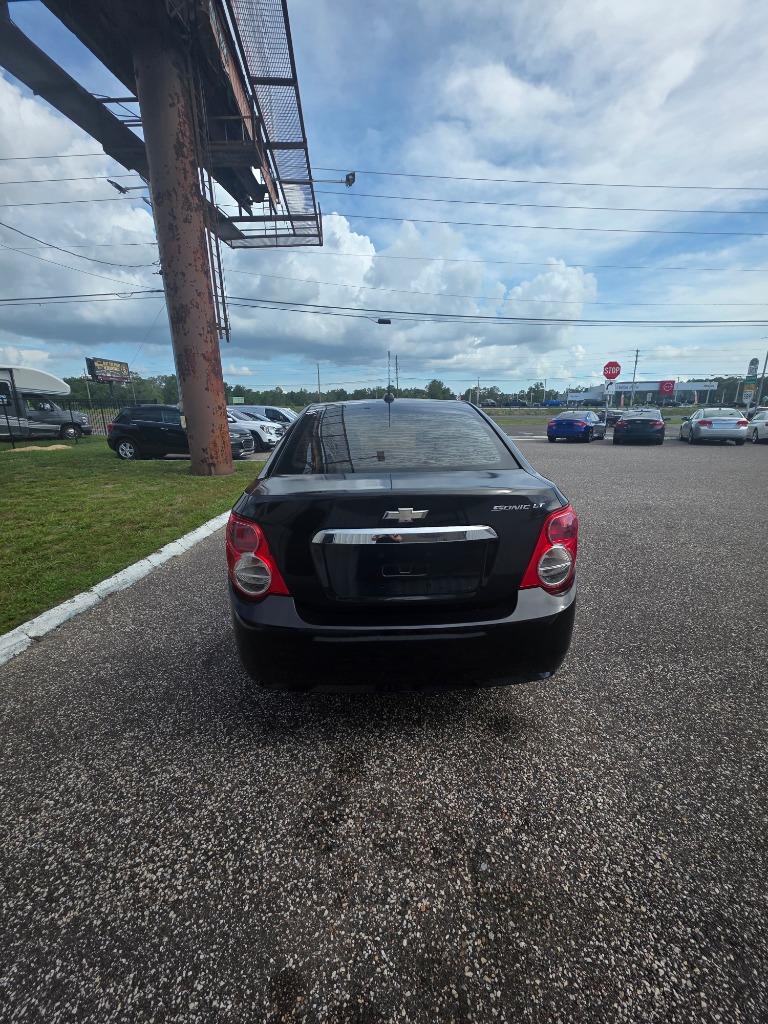 2016 Chevrolet Sonic - $7,995