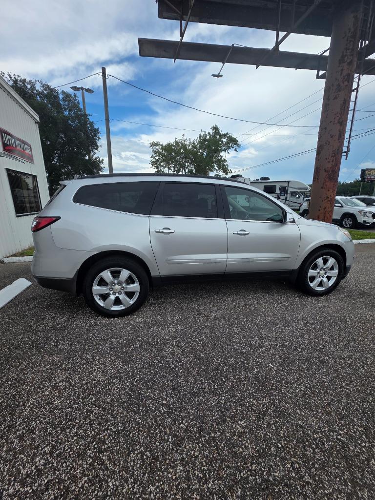 2016 Chevrolet Traverse - $11,995