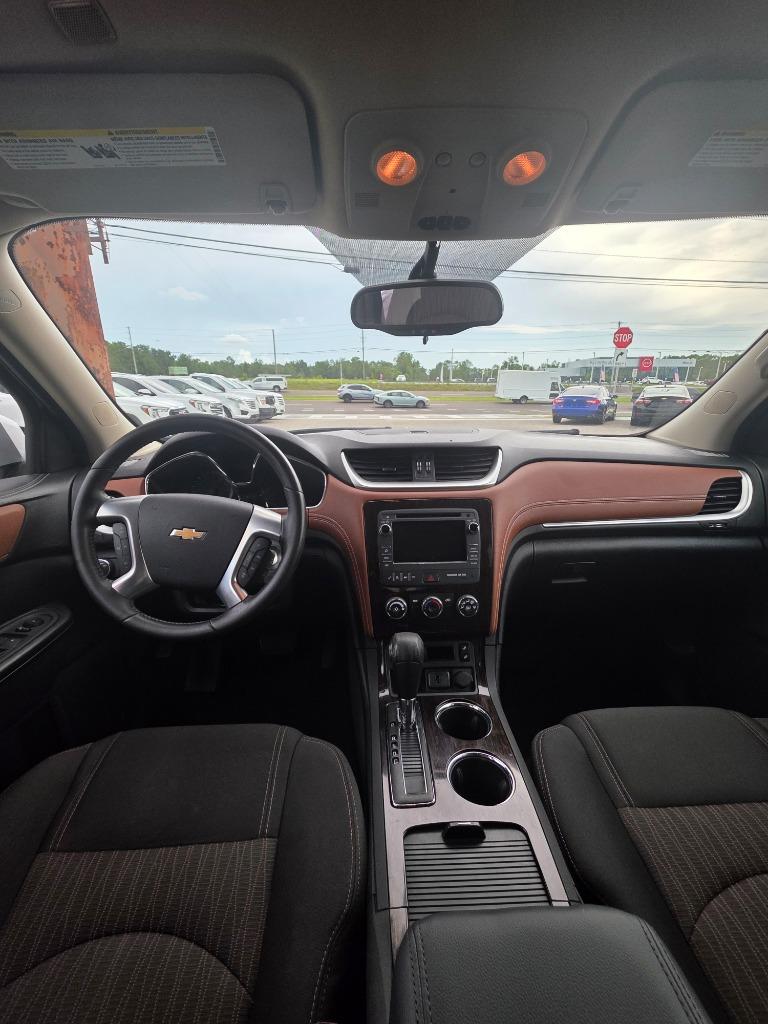 2016 Chevrolet Traverse - $11,995