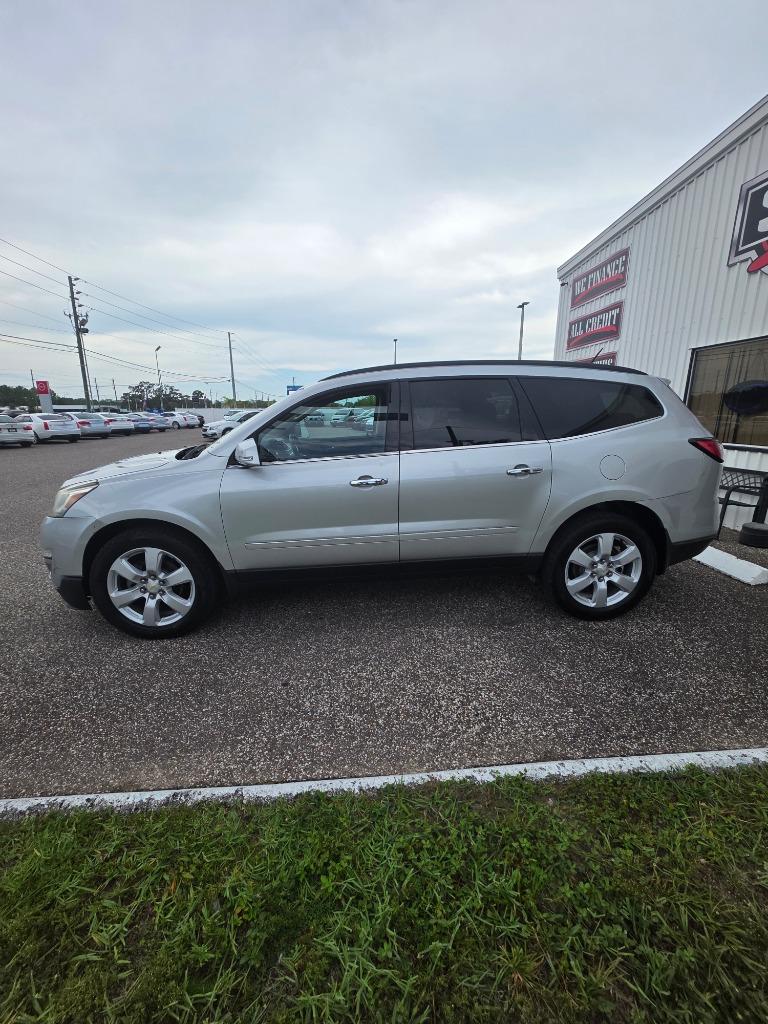 2016 Chevrolet Traverse - $11,995