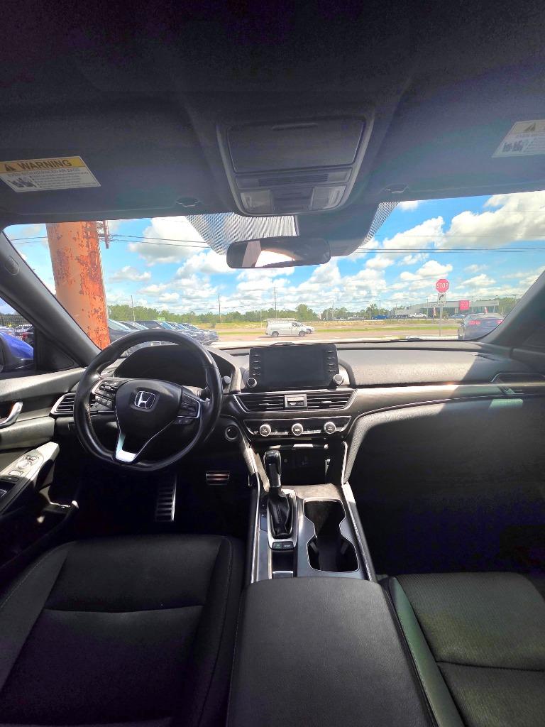 2020 Honda Accord - $17,995
