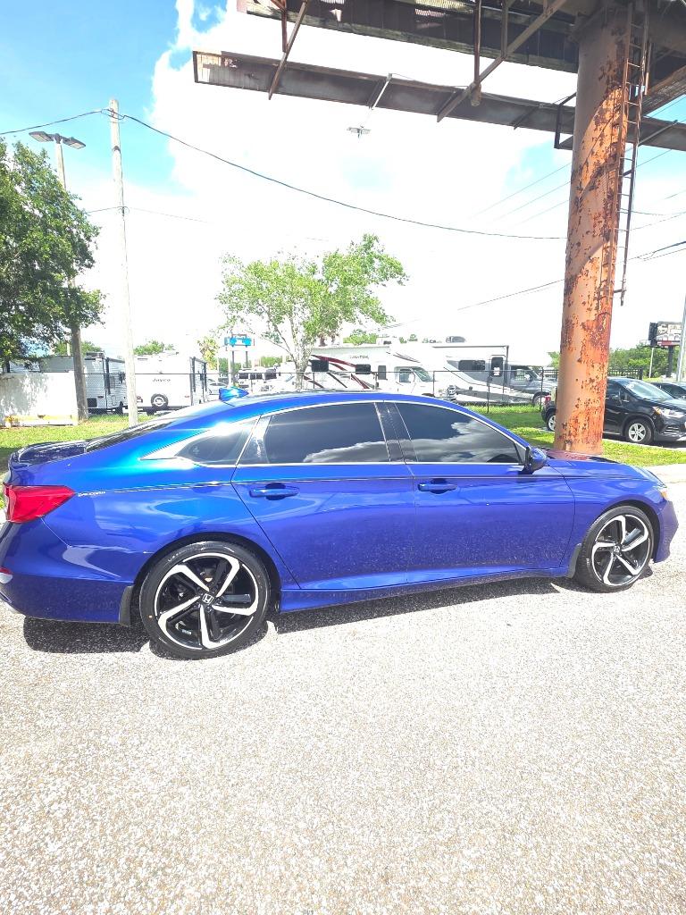 2020 Honda Accord - $17,995