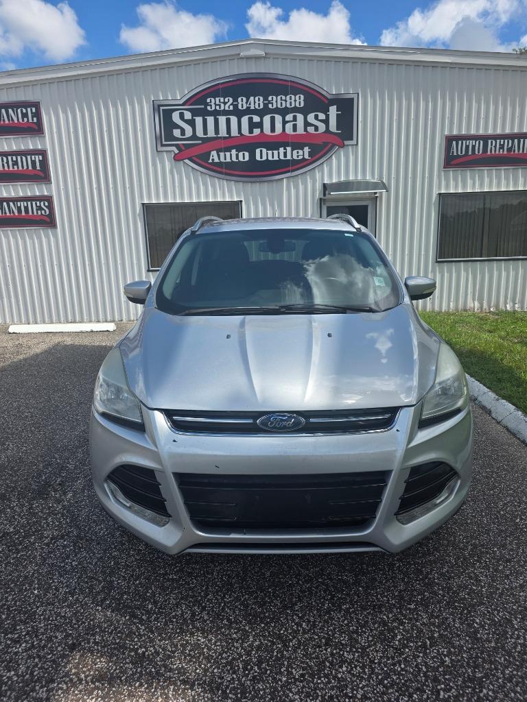 2016 Ford Escape - $9,995