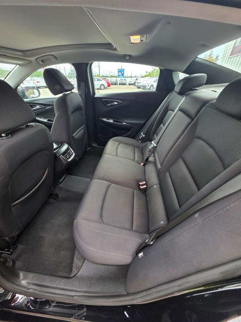 2022 Chevrolet Malibu - $14,995