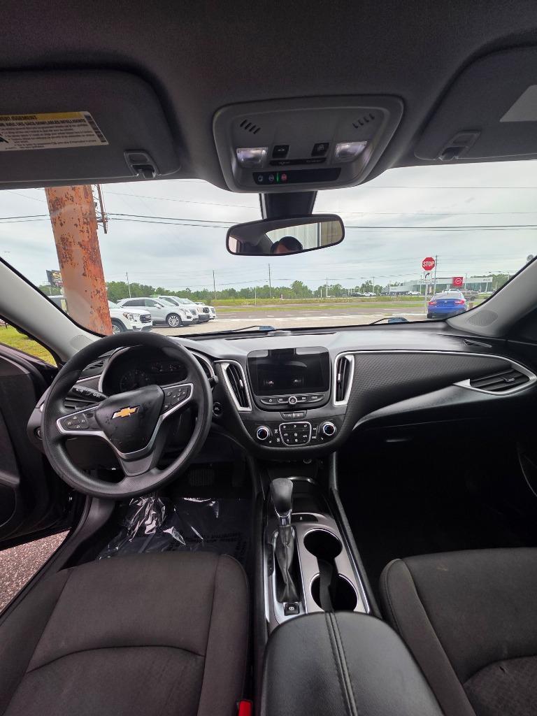 2022 Chevrolet Malibu - $14,995