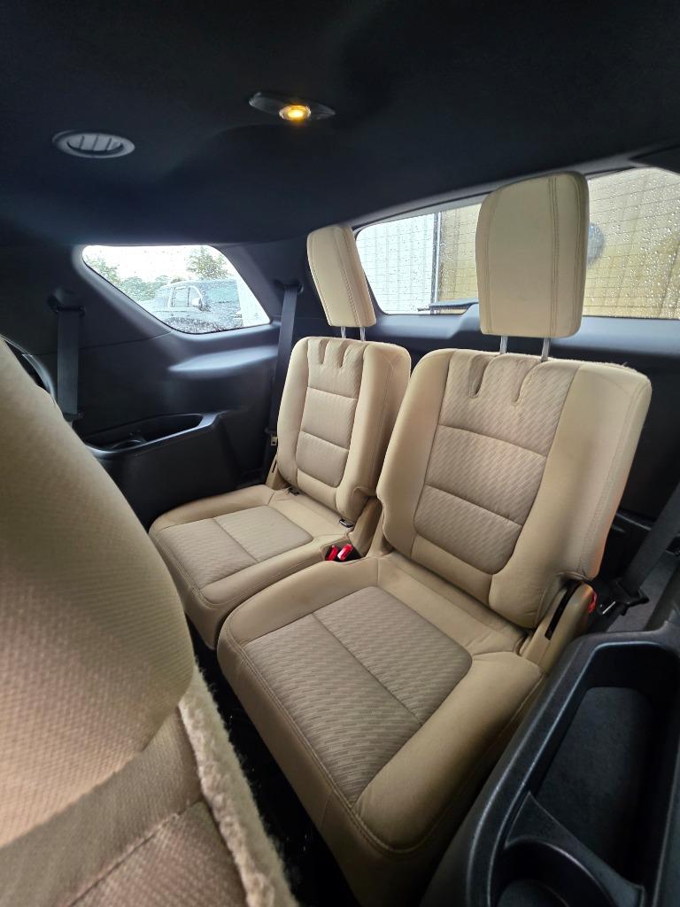 2017 Ford Explorer - $13,995
