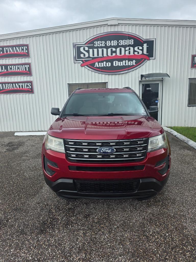 2017 Ford Explorer - $13,995