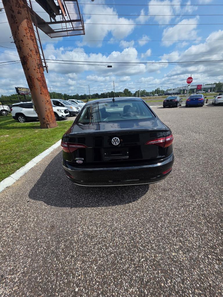 2019 Volkswagen Jetta - $13,995