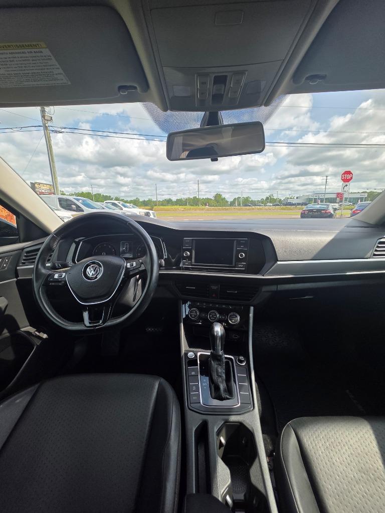 2019 Volkswagen Jetta - $13,995