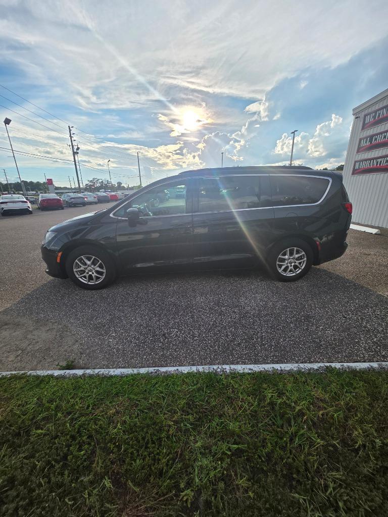 2021 Chrysler Voyager - $14,995