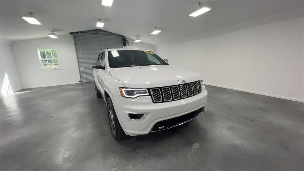 2020 Jeep Grand Cherokee Overland photo