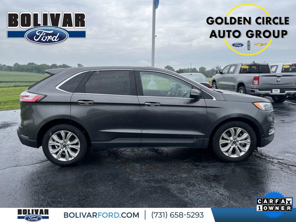2020 Ford Edge Titanium photo