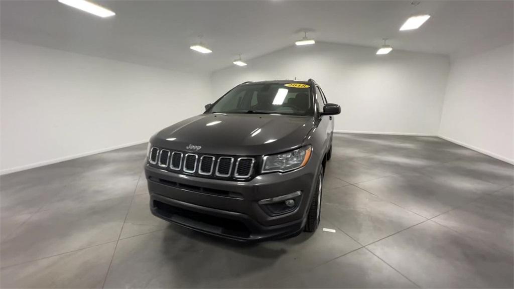 2018 Jeep Compass Latitude photo