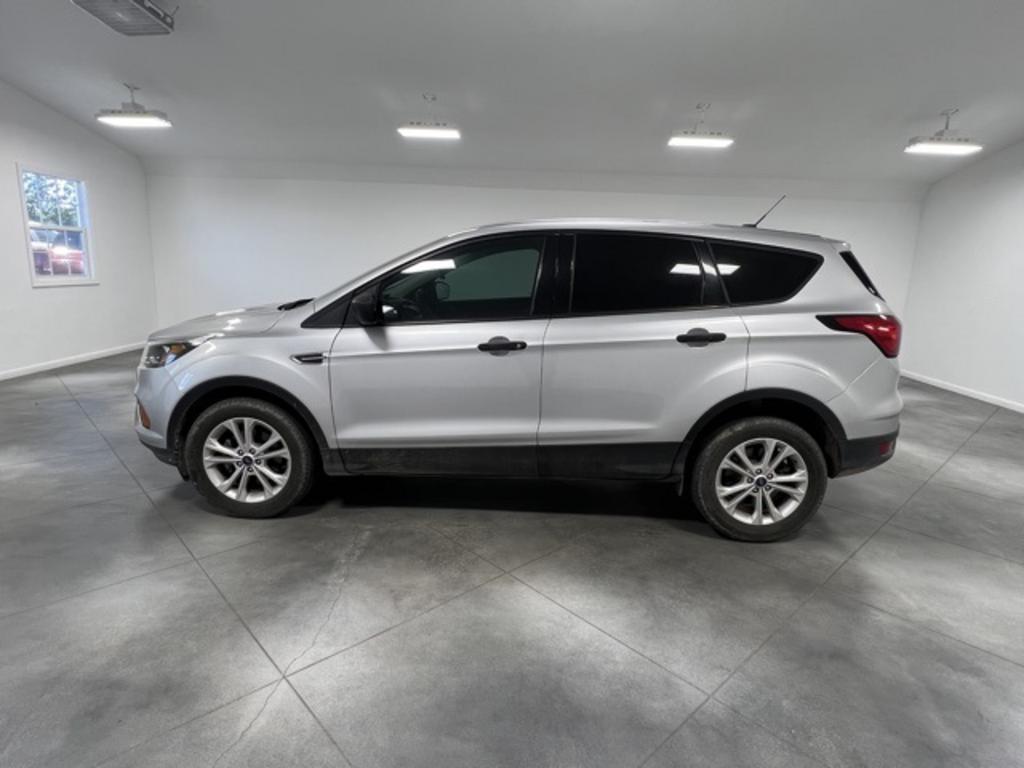 2019 Ford Escape S photo
