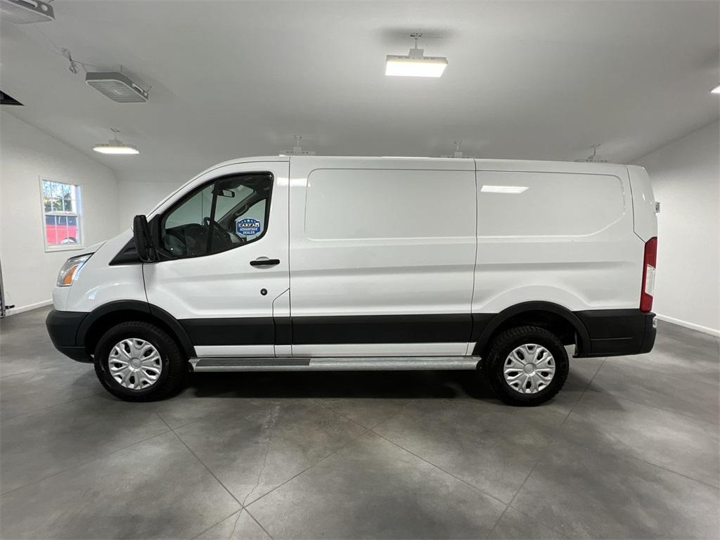 2019 Ford Transit-250 photo