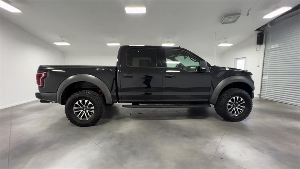 2020 Ford F-150 Raptor photo