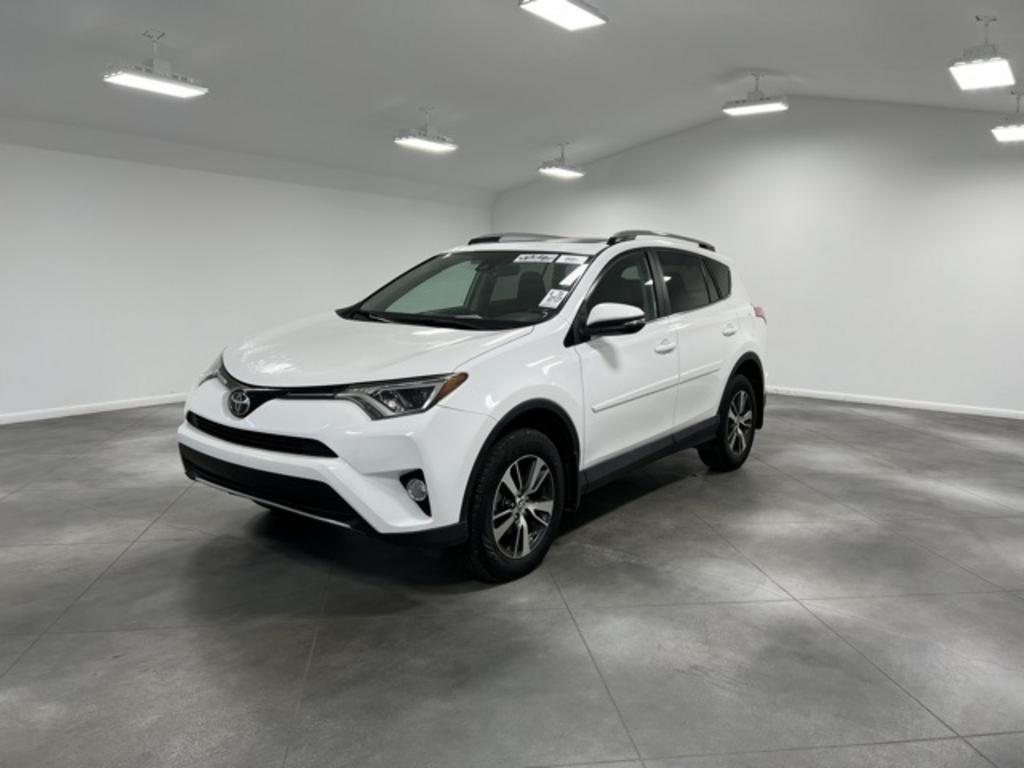 2018 Toyota RAV4 XLE photo