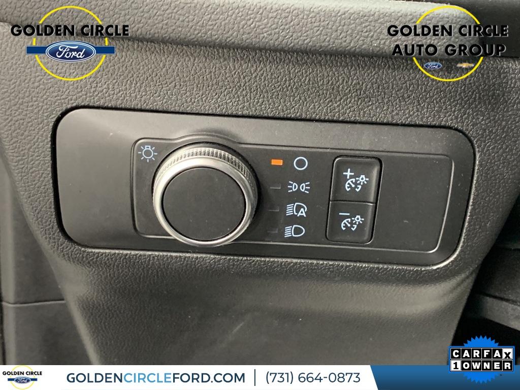 2020 Ford Escape SE photo