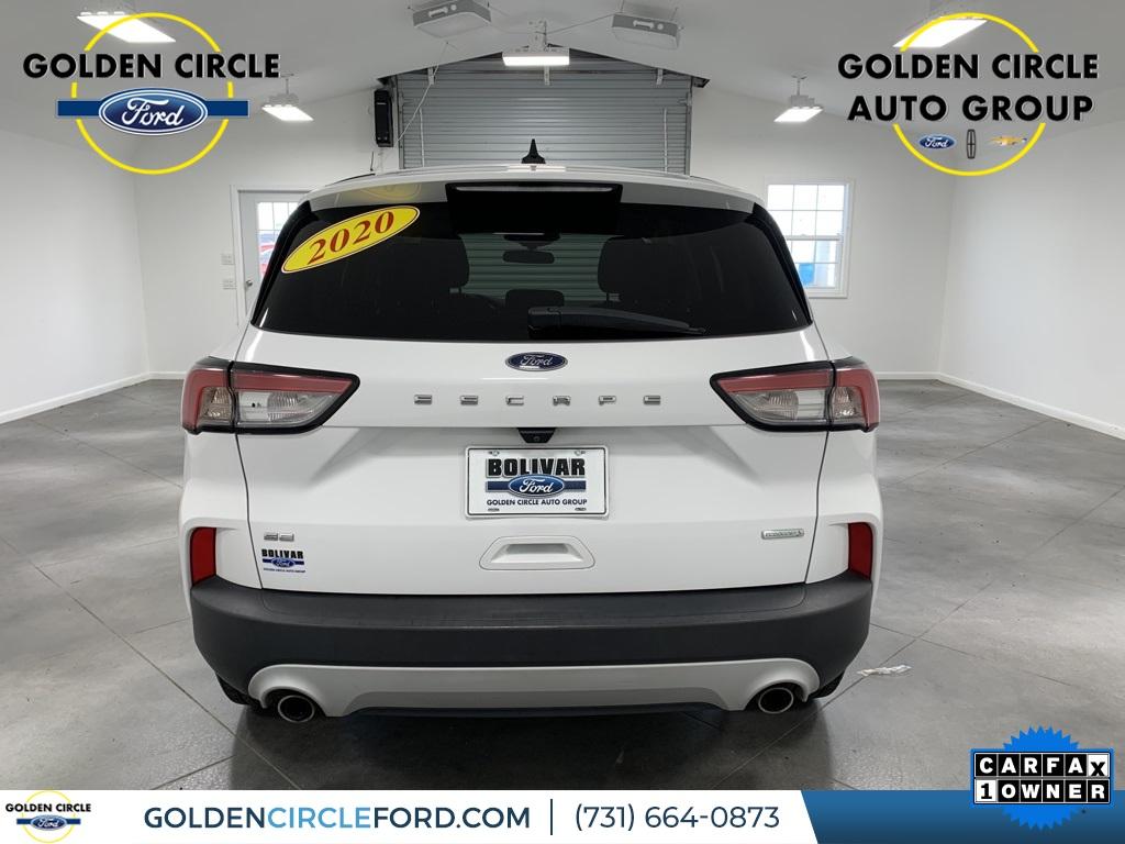 2020 Ford Escape SE photo