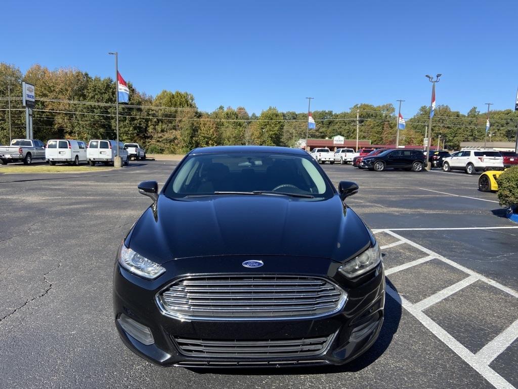 The 2015 Ford Fusion SE