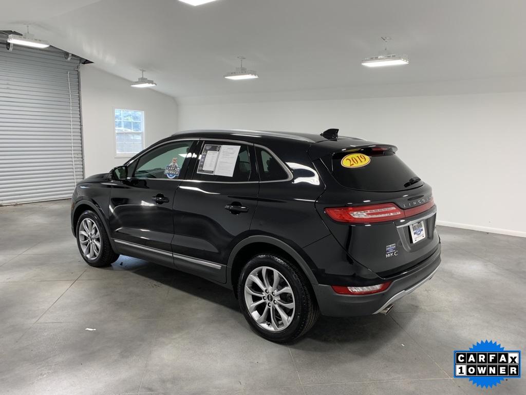 The 2019 Lincoln MKC Select
