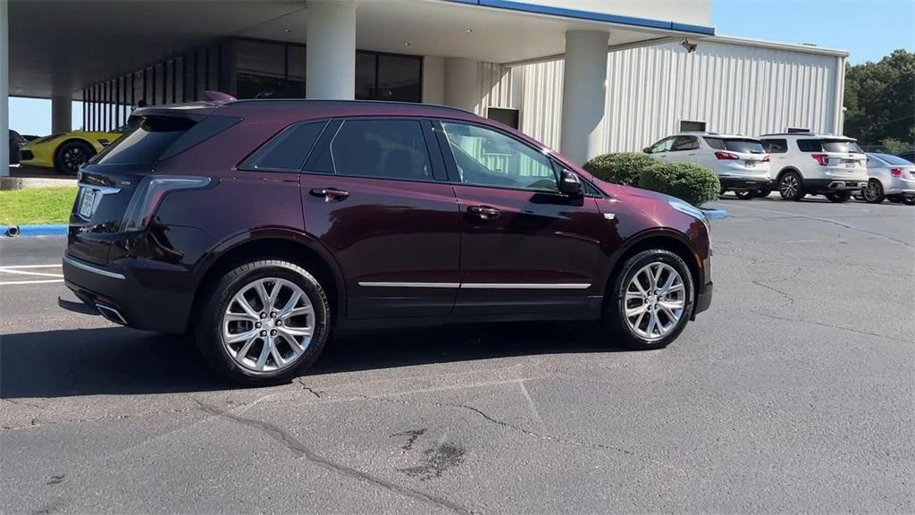 2020 Cadillac XT5 Sport photo
