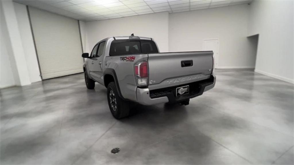 2021 Toyota Tacoma TRD Off-Road photo