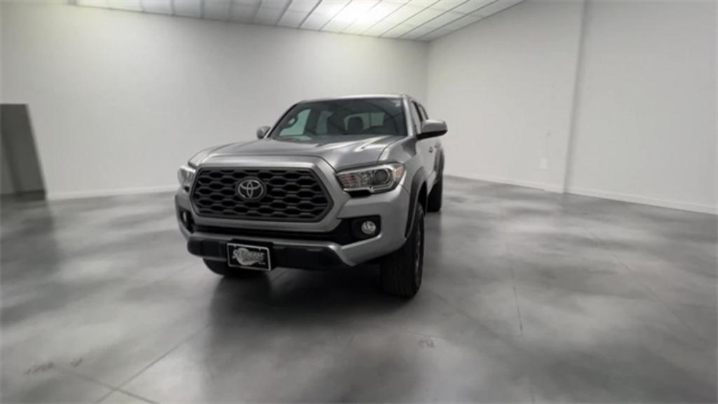 2021 Toyota Tacoma TRD Off-Road photo