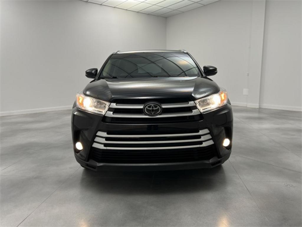 2019 Toyota Highlander XLE photo