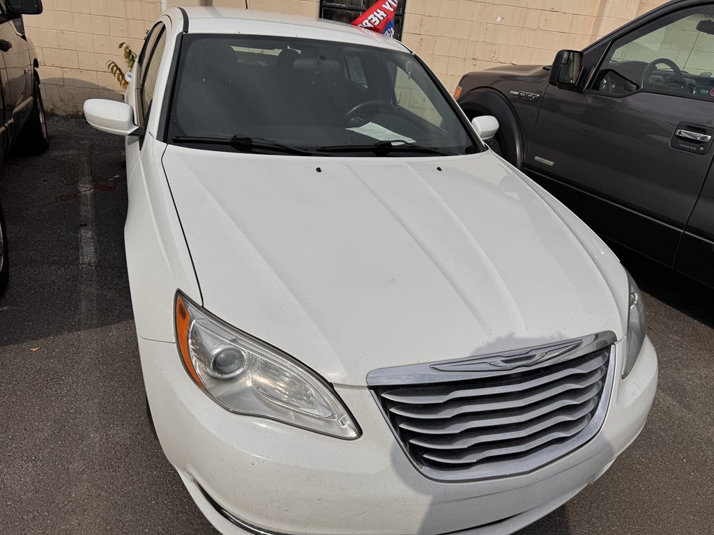2012 Chrysler 200 Touring