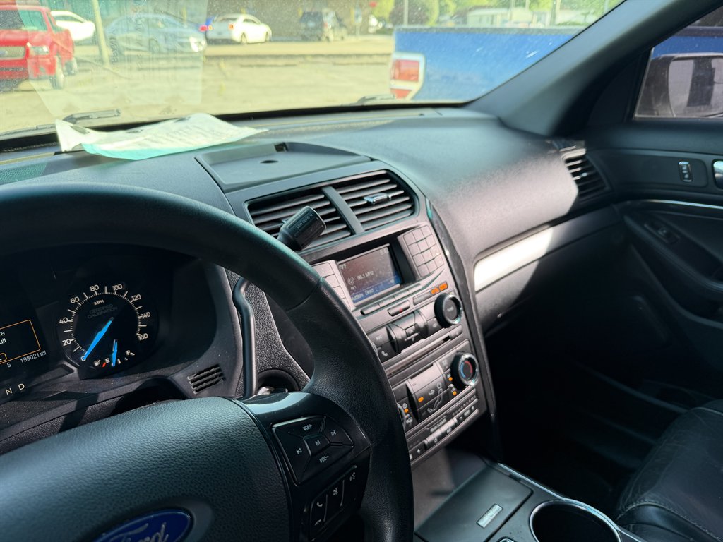 2016 Ford Explorer