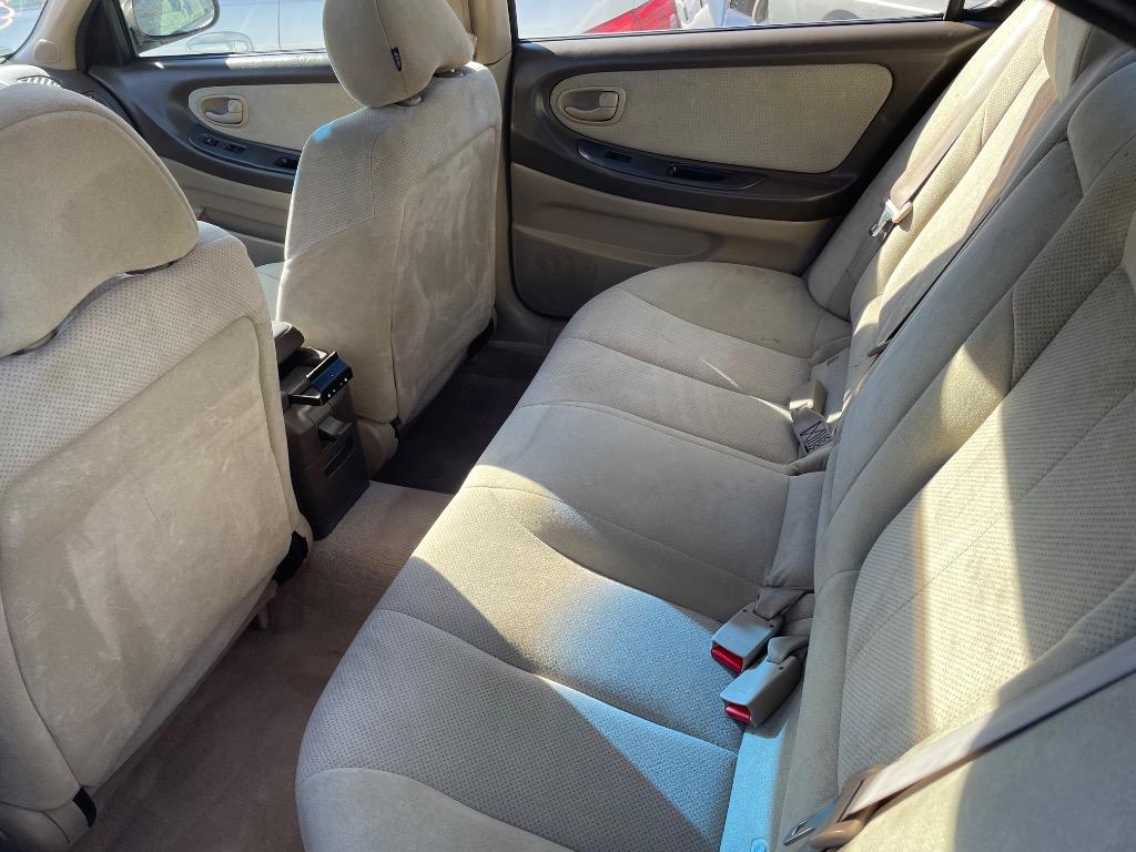 2001 Nissan Maxima GLE photo