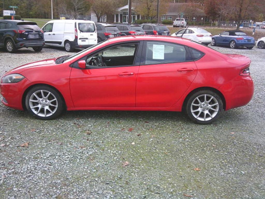 2016 Dodge Dart - $7,950