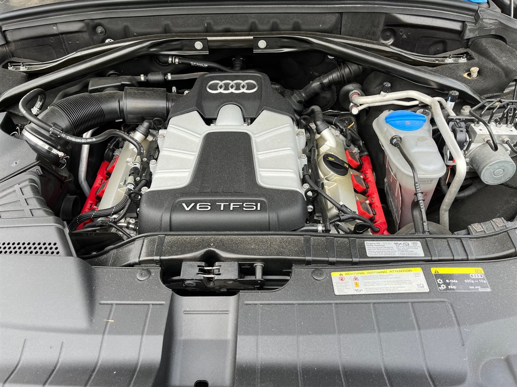 2014 Audi Q5 3.0T quattro Premium Plus photo