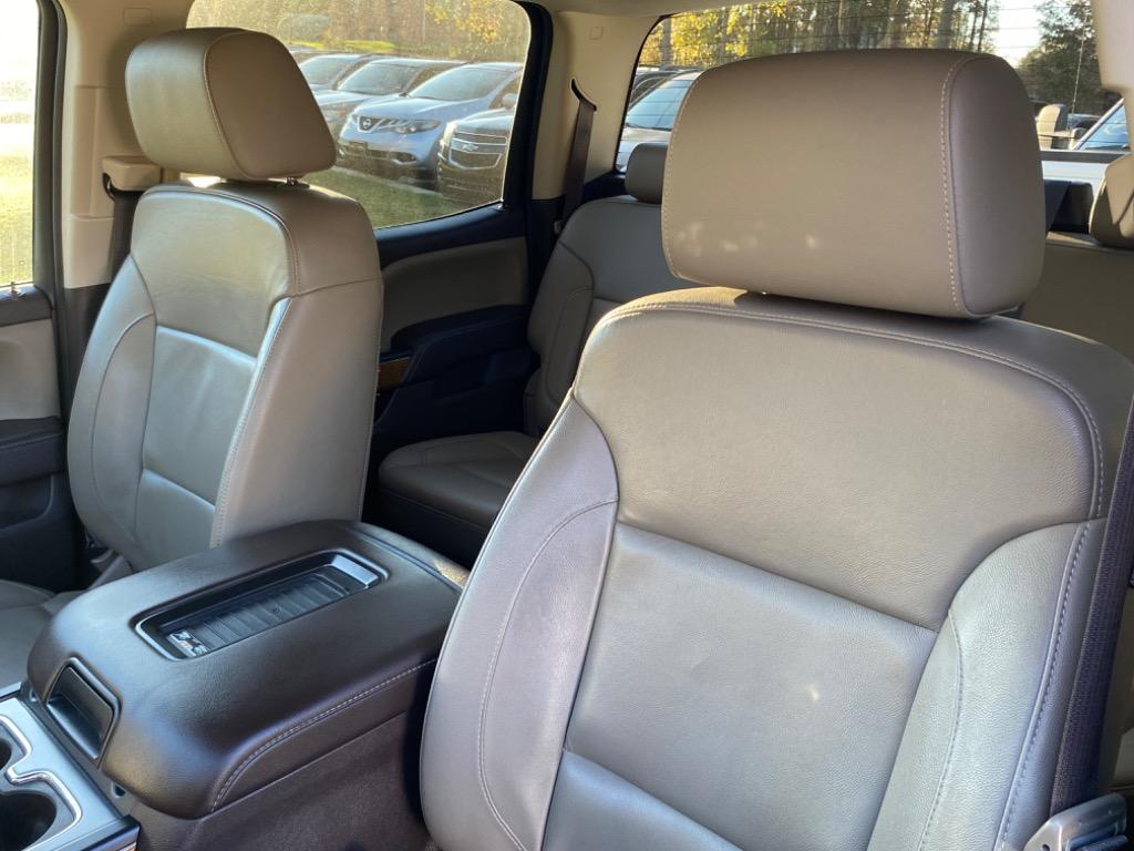 2017 GMC Sierra 1500 SLT photo