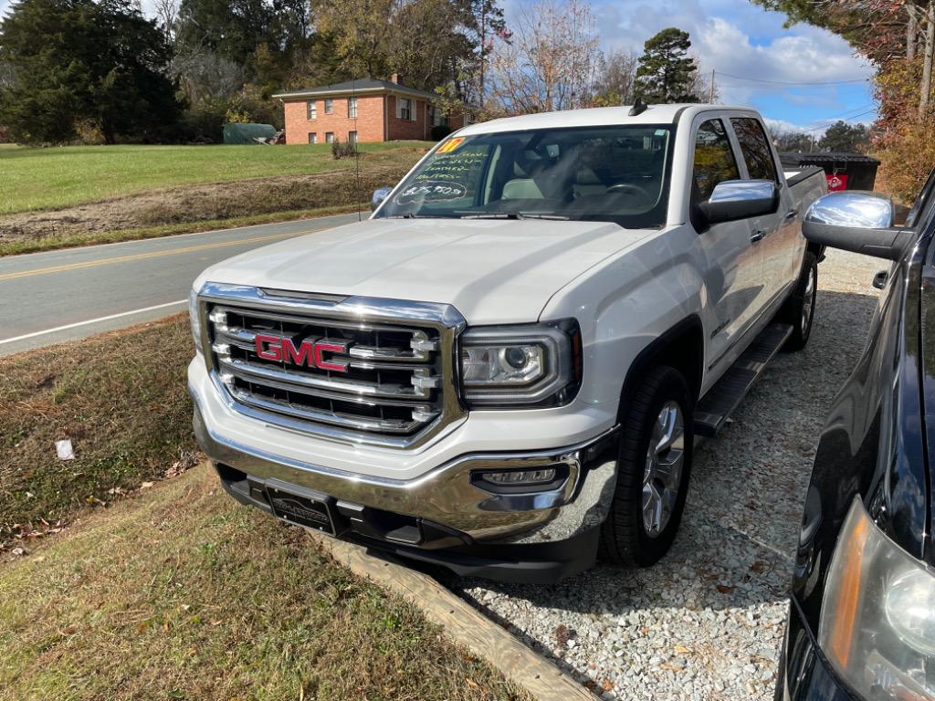 2017 GMC Sierra 1500 SLT photo