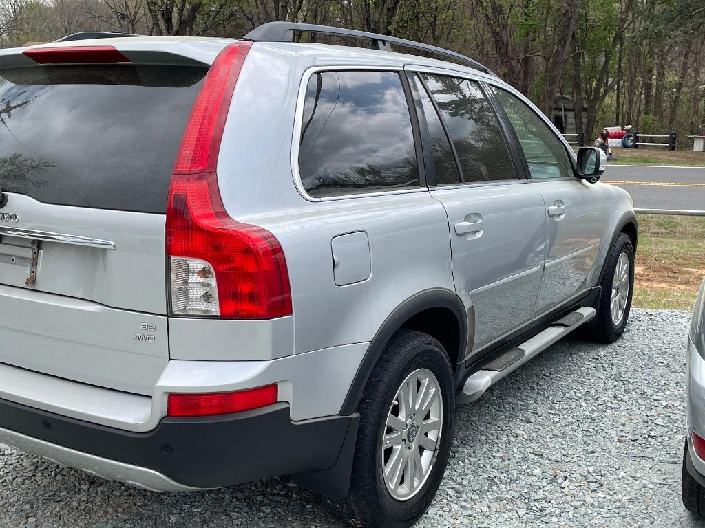 2008 Volvo XC90 - $7,950
