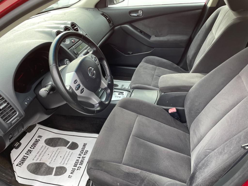 2009 Nissan Altima - $7,950