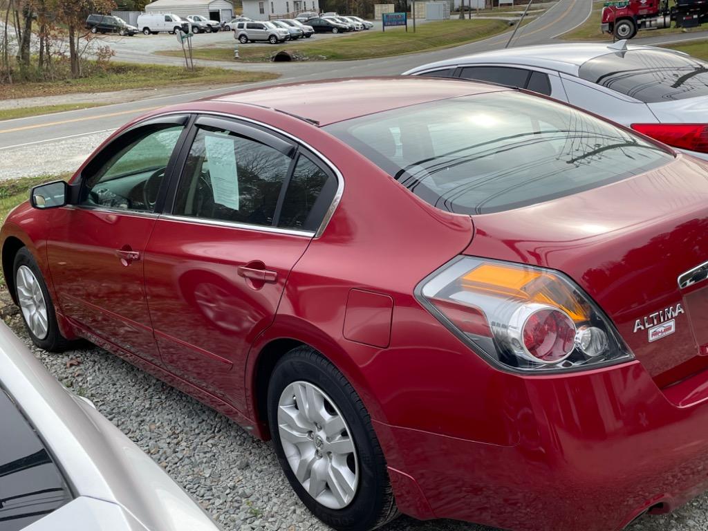 2009 Nissan Altima - $7,950