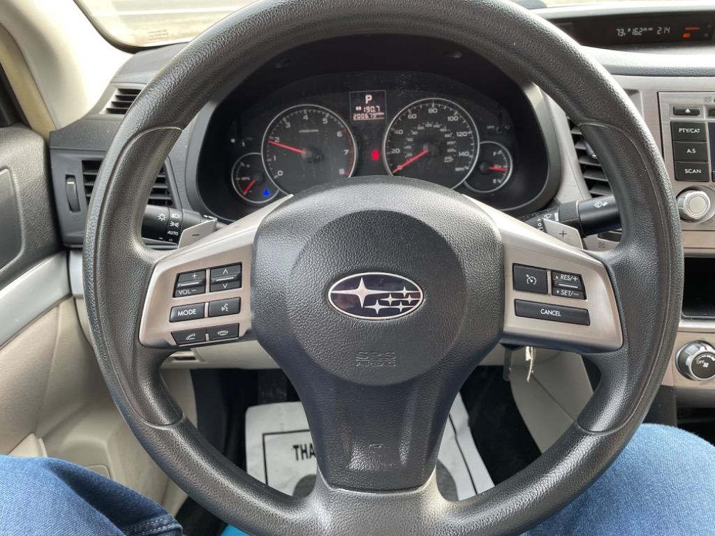 2014 Subaru Legacy 2.5i photo