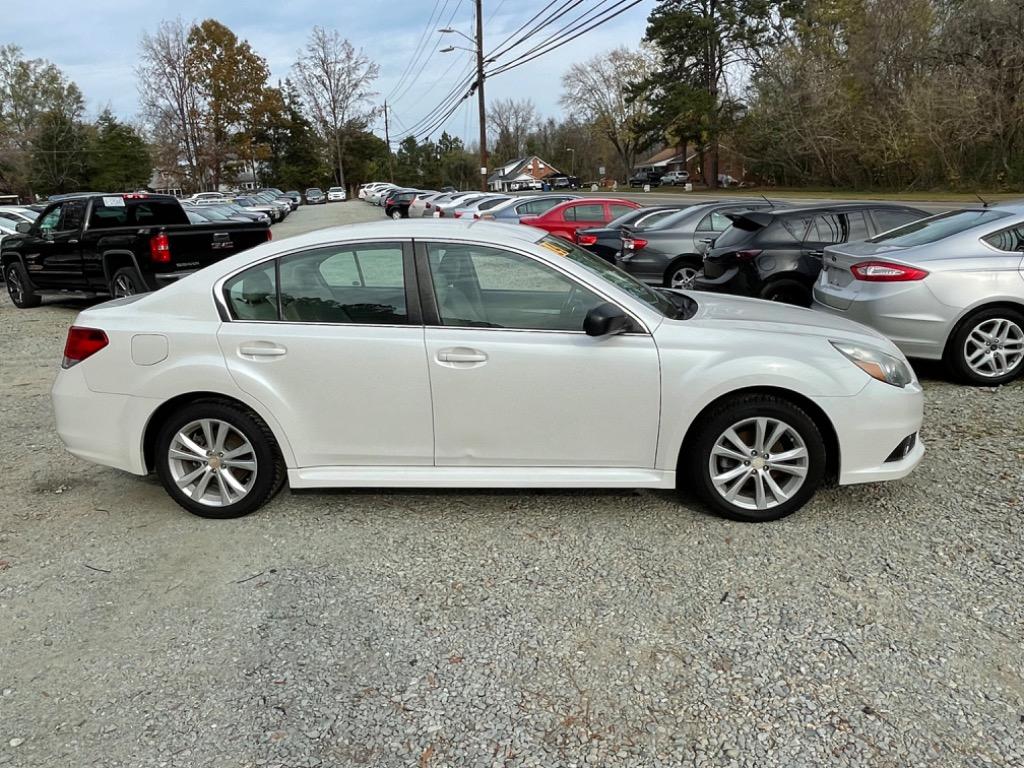 2014 Subaru Legacy 2.5i photo