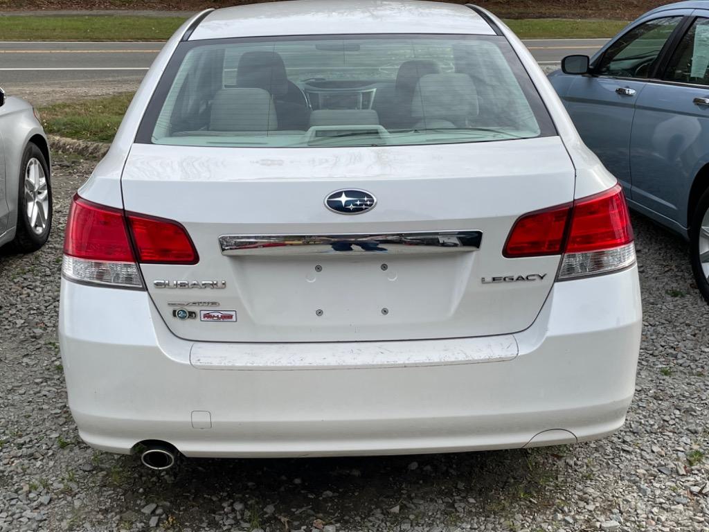 2014 Subaru Legacy 2.5i photo