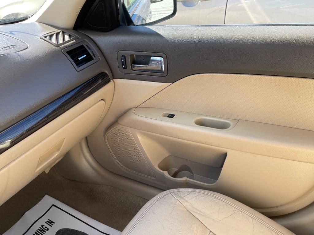 2008 Ford Fusion I4 SEL photo