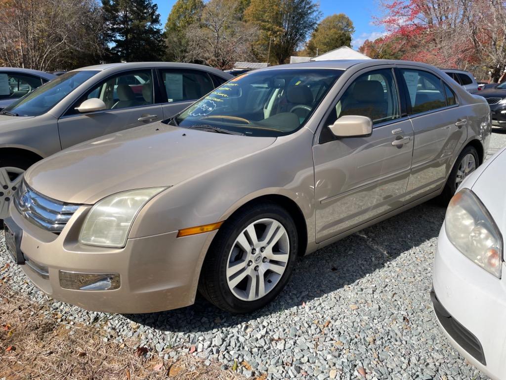2008 Ford Fusion I4 SEL photo