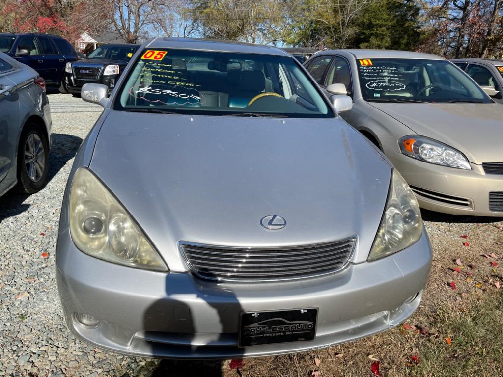 2005 Lexus ES 330 photo