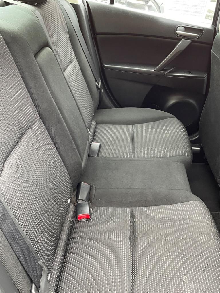 2012 Mazda Mazda3 i Touring photo