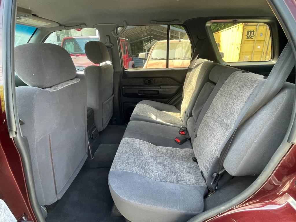 1997 Nissan Pathfinder LE photo