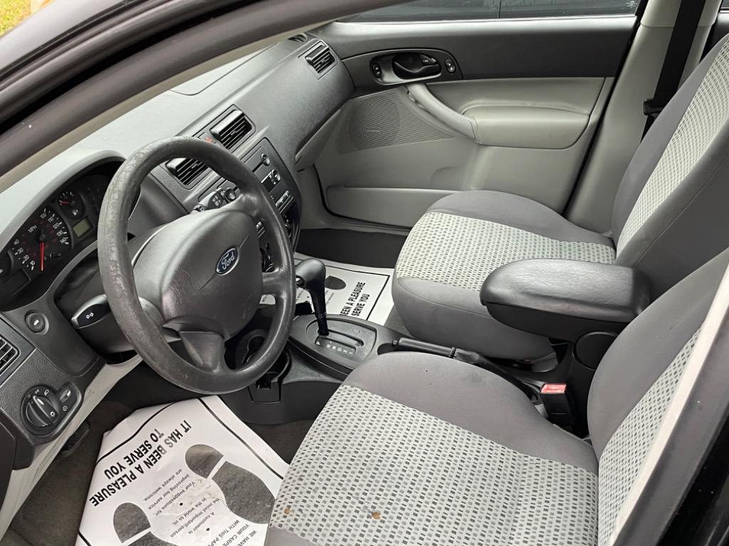2006 Ford Focus ZX4 S photo